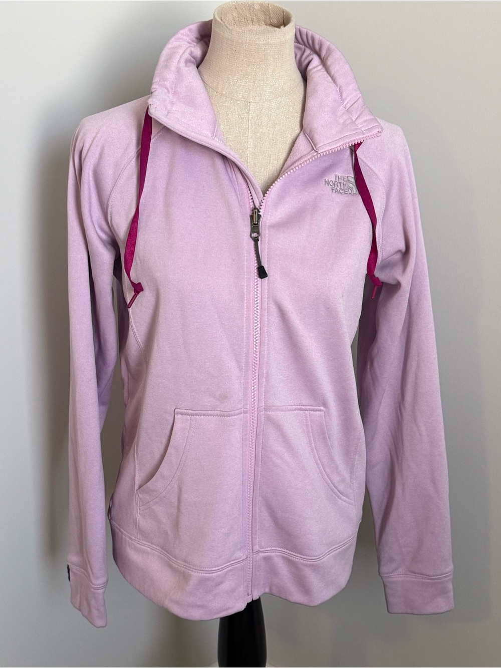 The North Face Women's Lilac Full-Zip Hoodie with Magenta Drawstrings